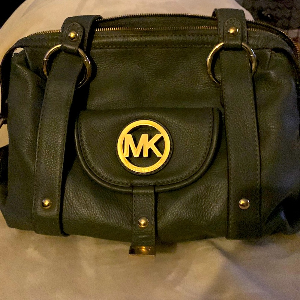 Michael Kors gray purse